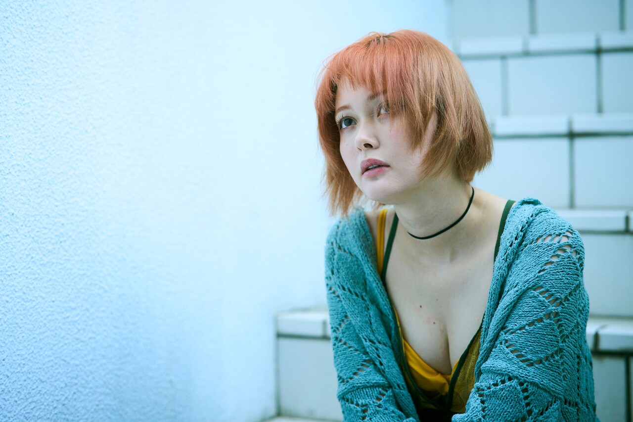 玉城ティナが「グッバイ・クルエル・ワールド」の過激シーン語る「車にひかれたり…」