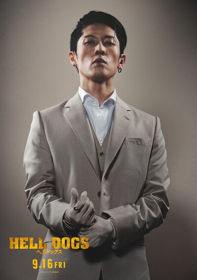 MIYAVI演じる十朱。