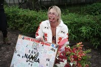 スタッフ・キャストから29歳の誕生日を祝われた間宮祥太朗。