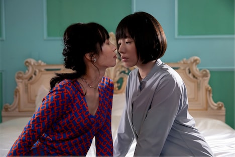 「百合の雨音」 (c)2022日活