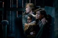 「ムーンフォール」