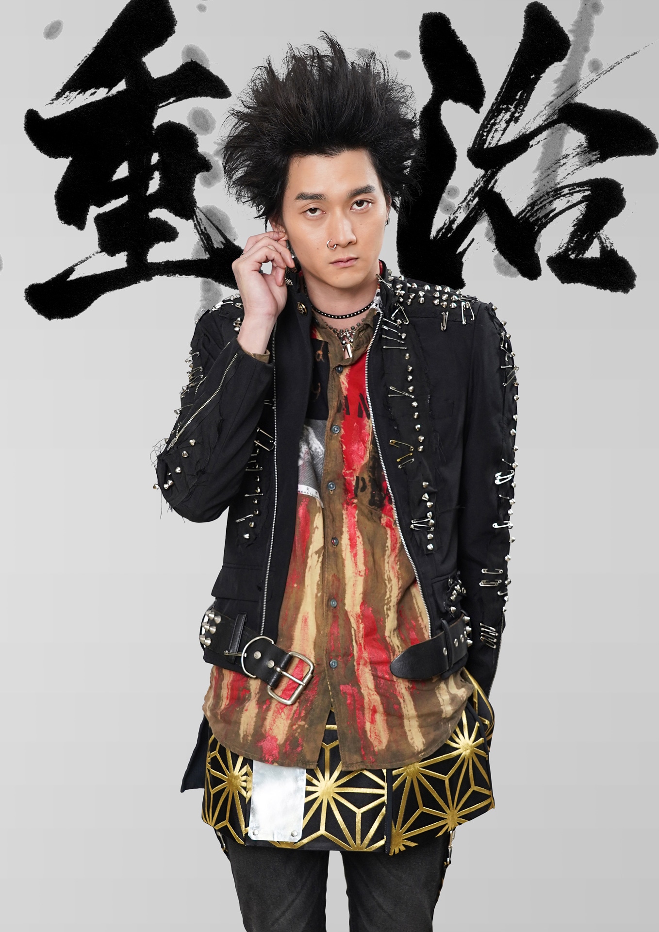 竹中重治を演じる柳俊太郎。