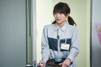 斎藤さらら扮する梅本茜。