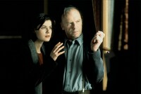 「トリコロール／赤の愛」 (c)1994 MK2 Productions / France 3 cinema / CAB Productions / Film studio TOR