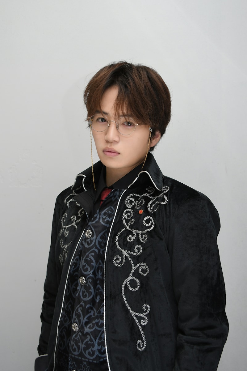 火室ノベル役の菊池風磨。