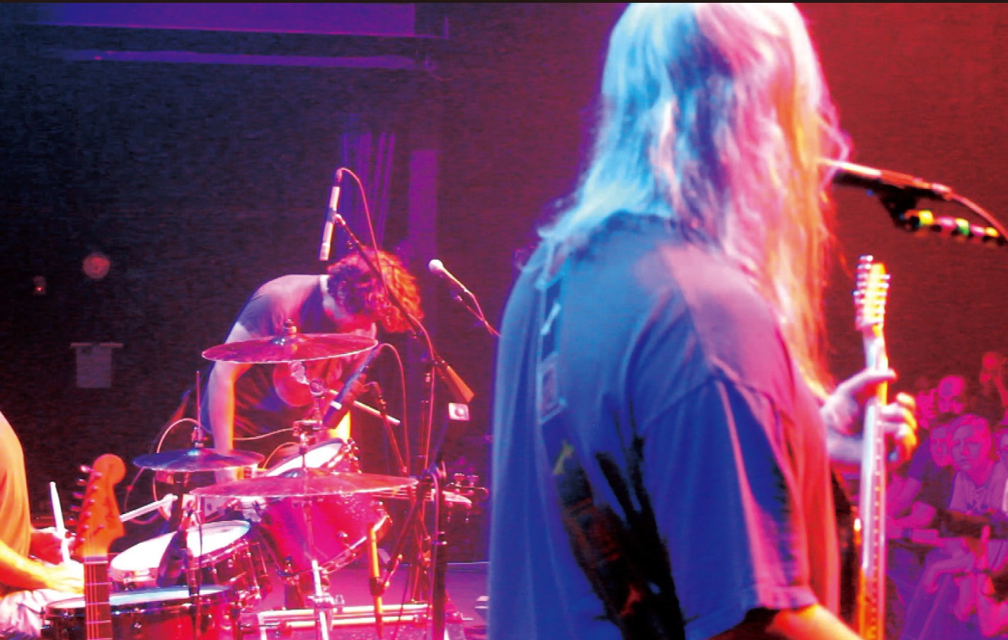 「実演！バグ／ダイナソーJr.」(c)2012 Dinosaur Jr. Inc. All Rights Reserved.