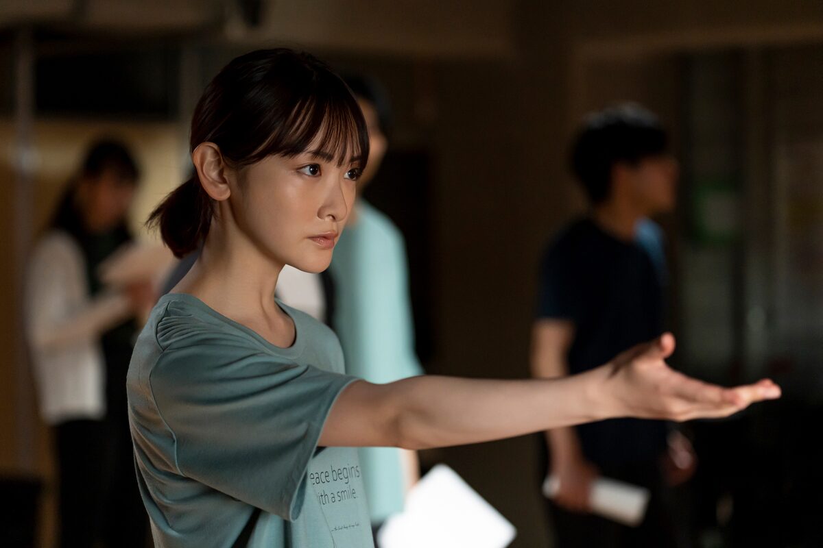 生駒里奈が2役に挑戦 Othello 7月スタート 原作は リング の鈴木光司 コメントあり 映画ナタリー