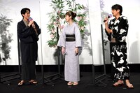 ネタバレしそうになり焦る杉野遥亮（左）。