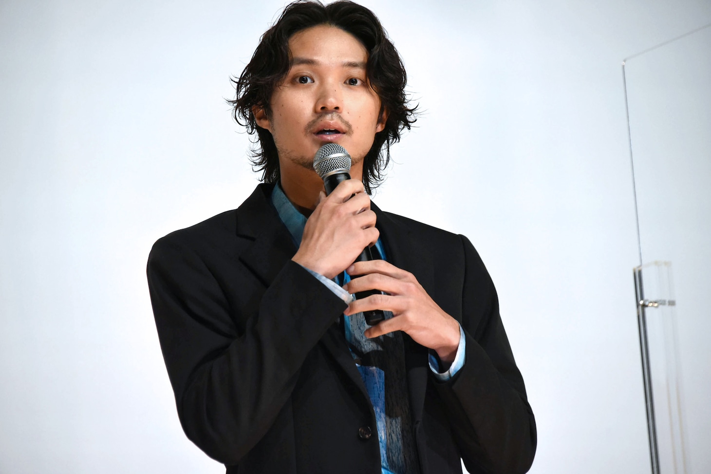 磯村勇斗