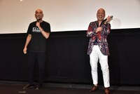 左から児玉純一、鴨頭嘉人。