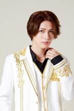 立石俊樹扮するツバサ。