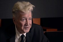 「ミーティング・ザ・ビートルズ・イン・インド」新場面写真。デヴィッド・リンチ。