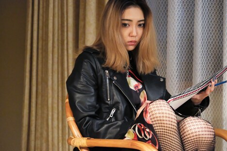 山谷花純演じる芦沢優那。