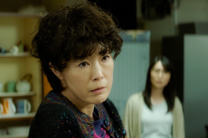「天間荘の三姉妹」