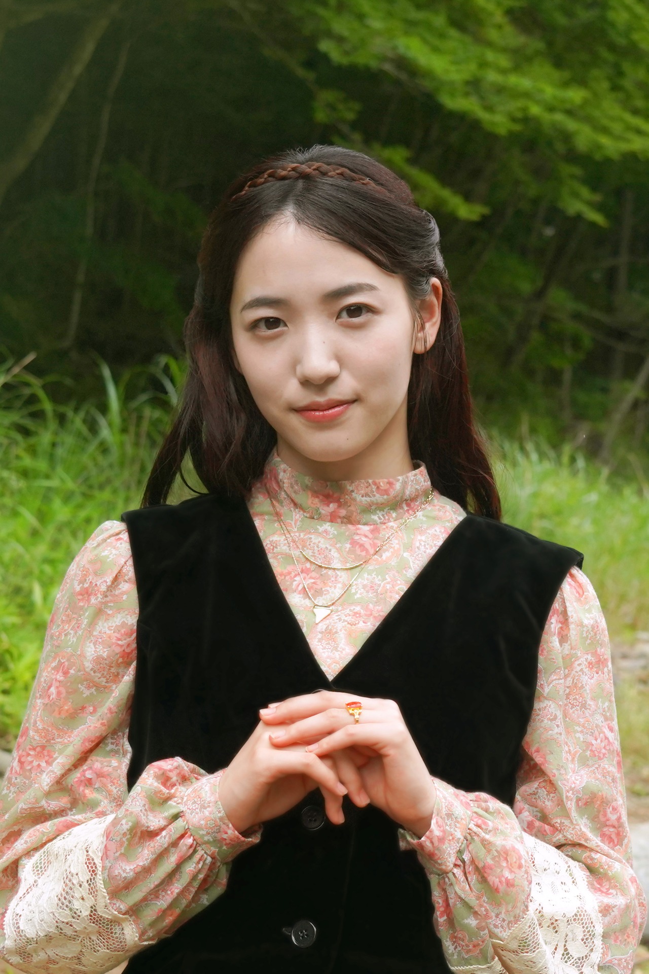 下尾みう