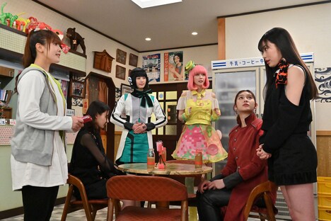 「仮面ライダージャンヌ＆仮面ライダーアギレラ withガールズリミックス」