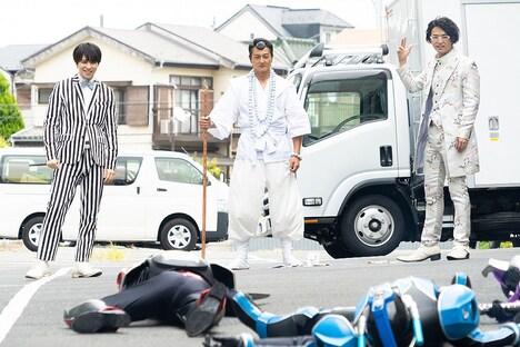 「スーパー戦闘 純烈ジャー 追い焚き☆御免」新場面写真