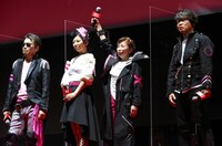 左から平田広明、岡村明美、田中真弓、中井和哉。