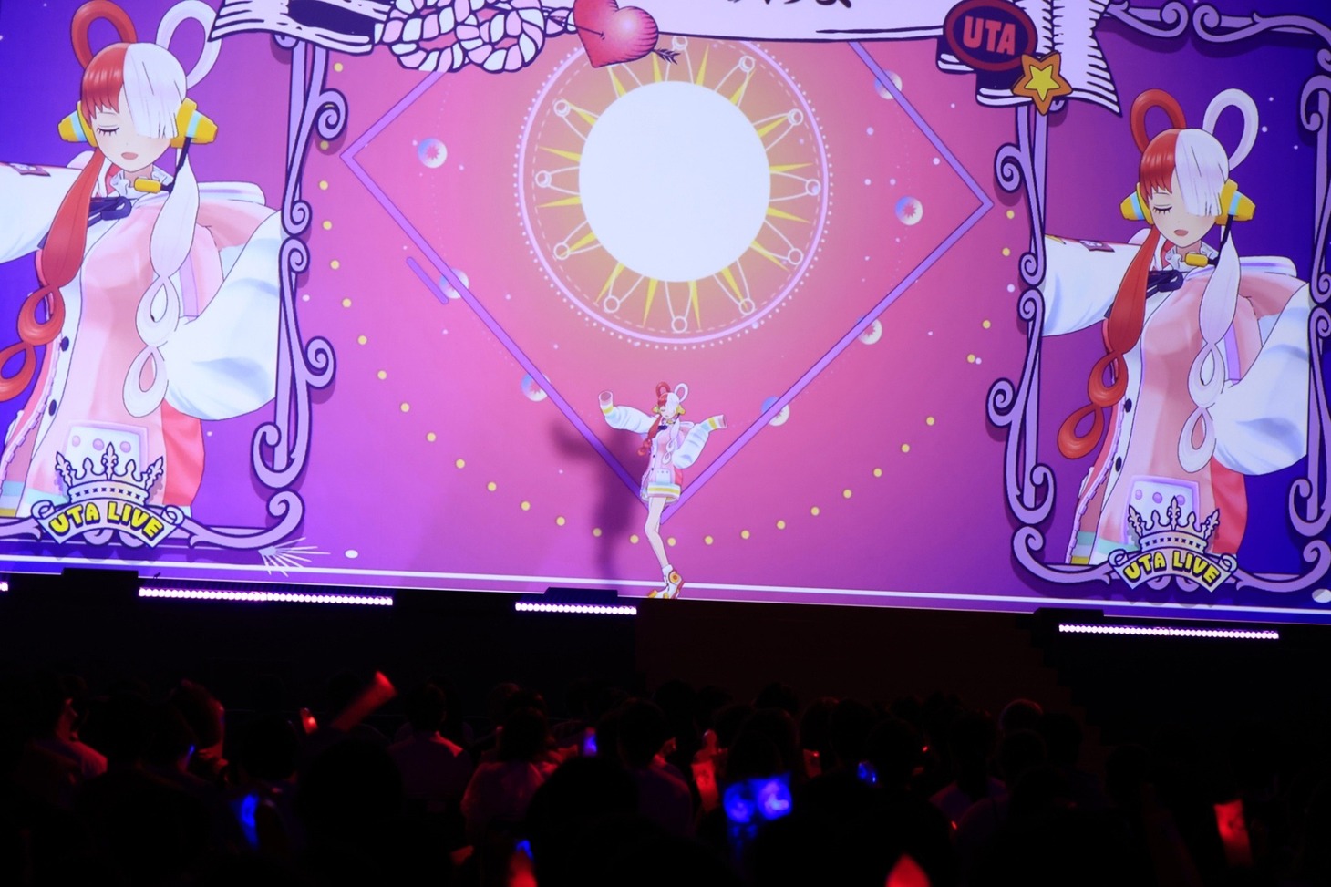 ウタによるライブの様子。