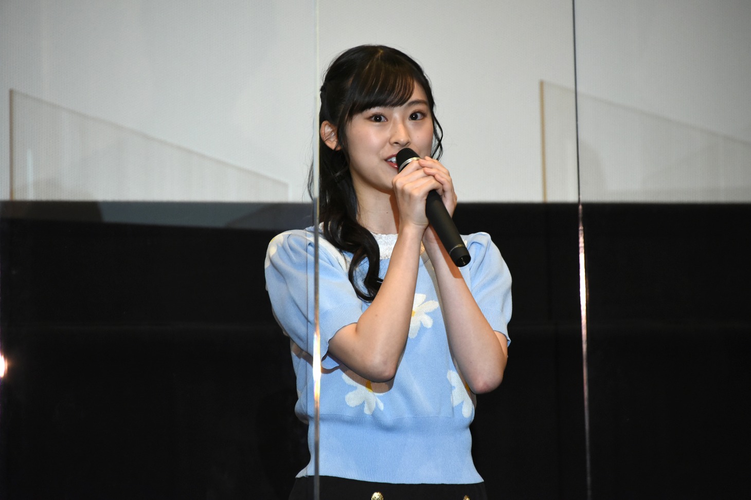 井本彩花
