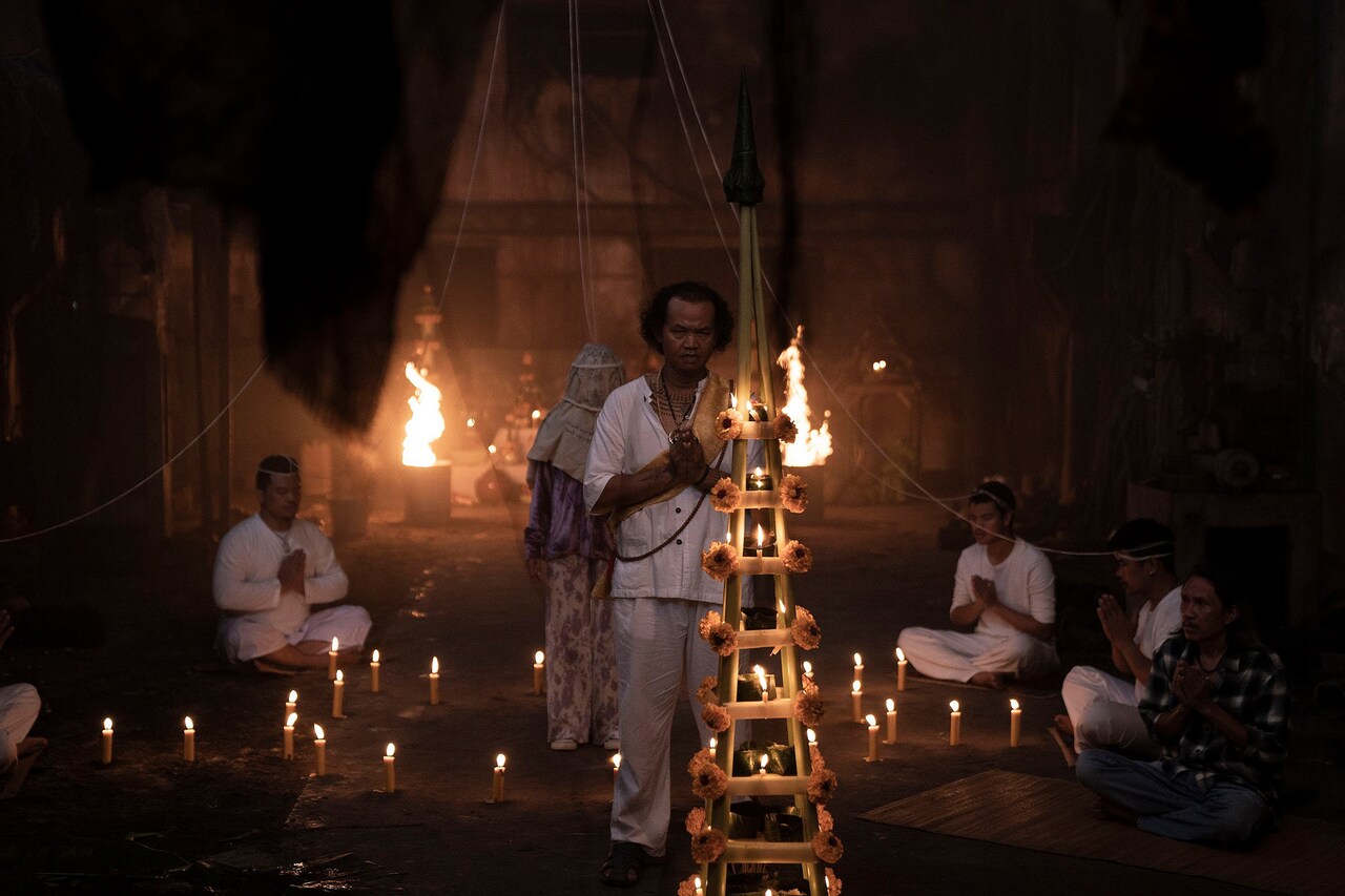 観客を別次元へと導く、祈祷ホラー「女神の継承」儀式シーンのメイキング公開