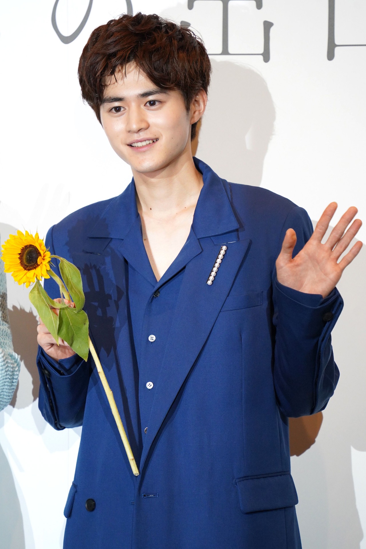 鈴鹿央士
