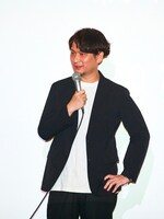 7月26日に広島市内で行われた記者発表に参加した宮川博至。