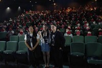 「女神の継承」初日舞台挨拶の様子。