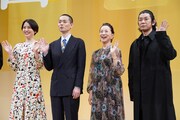 左から長澤まさみ、菅田将暉、原田美枝子、永瀬正敏。