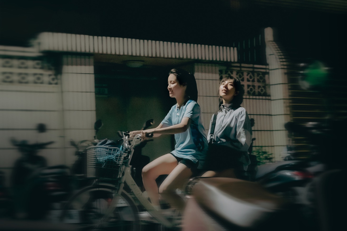 「最初の花の香り」