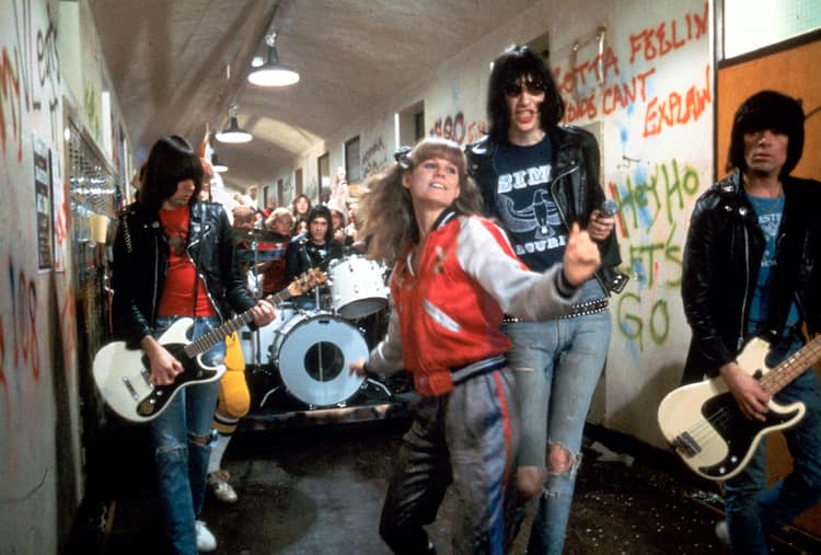 ラモーンズ 学校 爆発 ロックンロール ハイスクール 公開 映画ナタリー