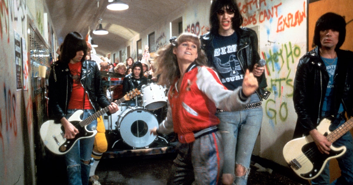 rocknrollhighschool_202208_02. 