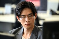 松下洸平演じる菅生隼人。