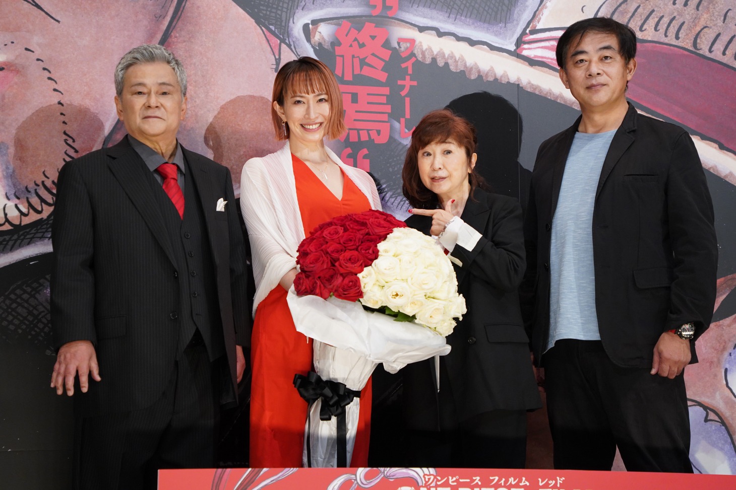 左から池田秀一、名塚佳織、田中真弓、谷口悟朗監督。