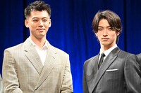 左から竹内涼真、横浜流星。