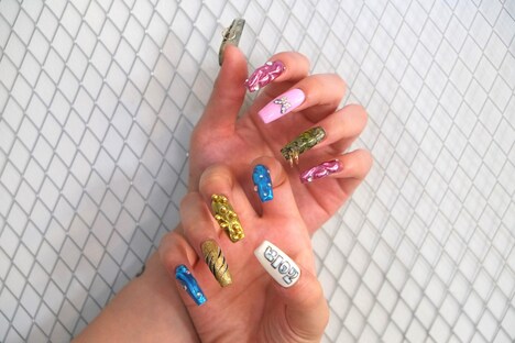 ゾラとステファニをイメージしたネイルデザイン（イメージ）。