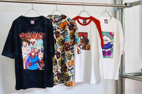 日本オリジナルアイテムの一部。