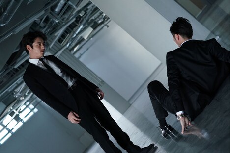 「ヘルドッグス」新場面写真