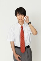 弱木強役の小越勇輝。