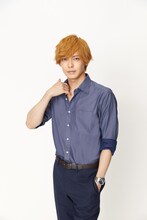 更田元気役の猪塚健太。