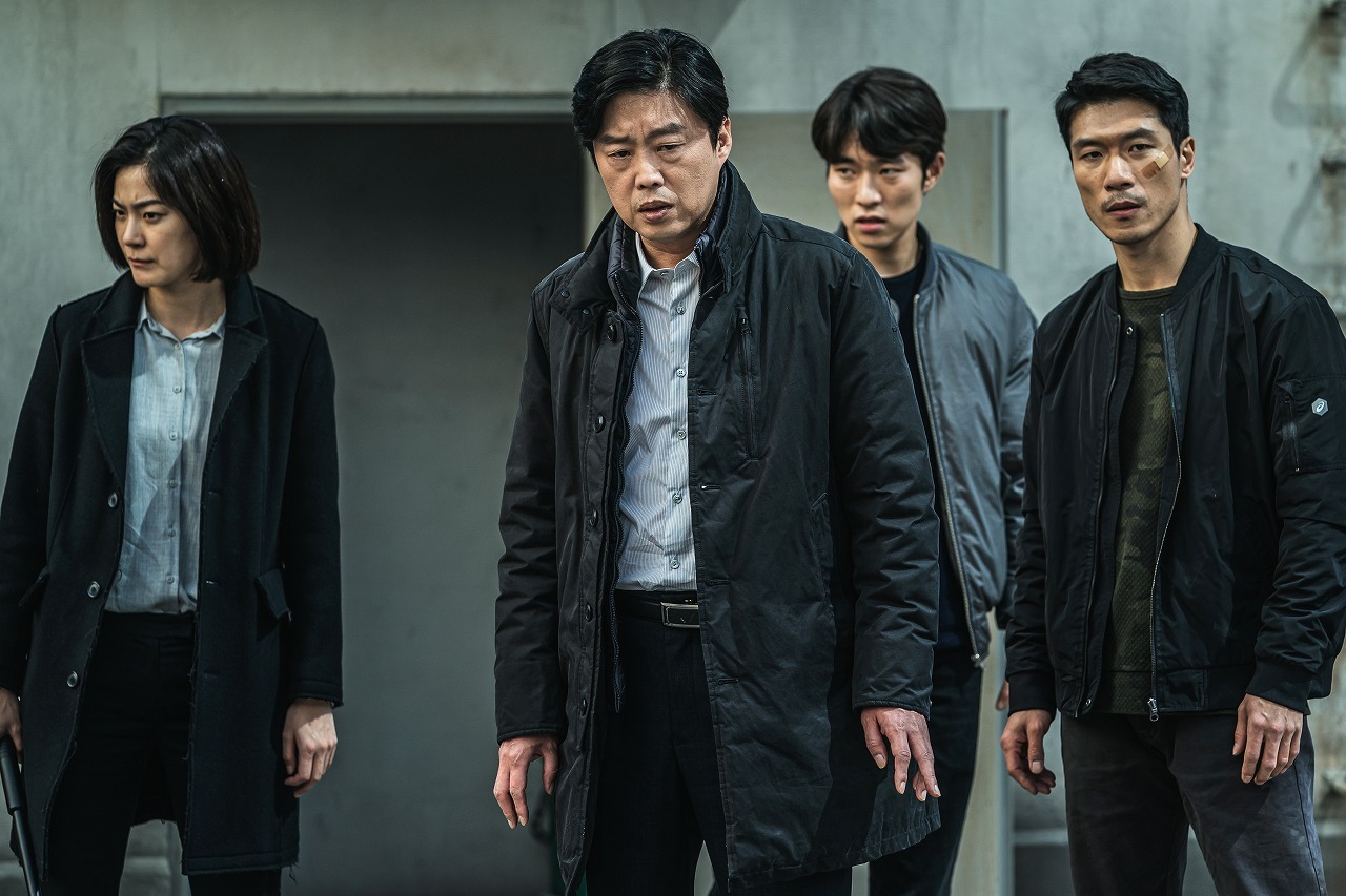 「声／姿なき犯罪者」新場面写真