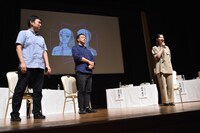 左から濱口竜介、深田晃司、のん。
