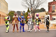 「仮面ライダージャンヌ&仮面ライダーアギレラ withガールズリミックス」