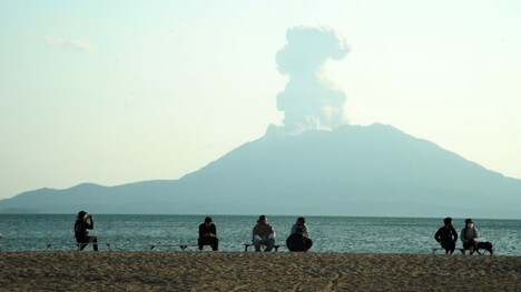「素晴らしき日々も狼狽える」