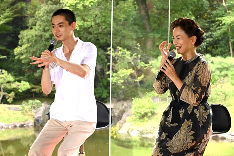 原田美枝子（右）とのドライブを妄想する菅田将暉（左）。