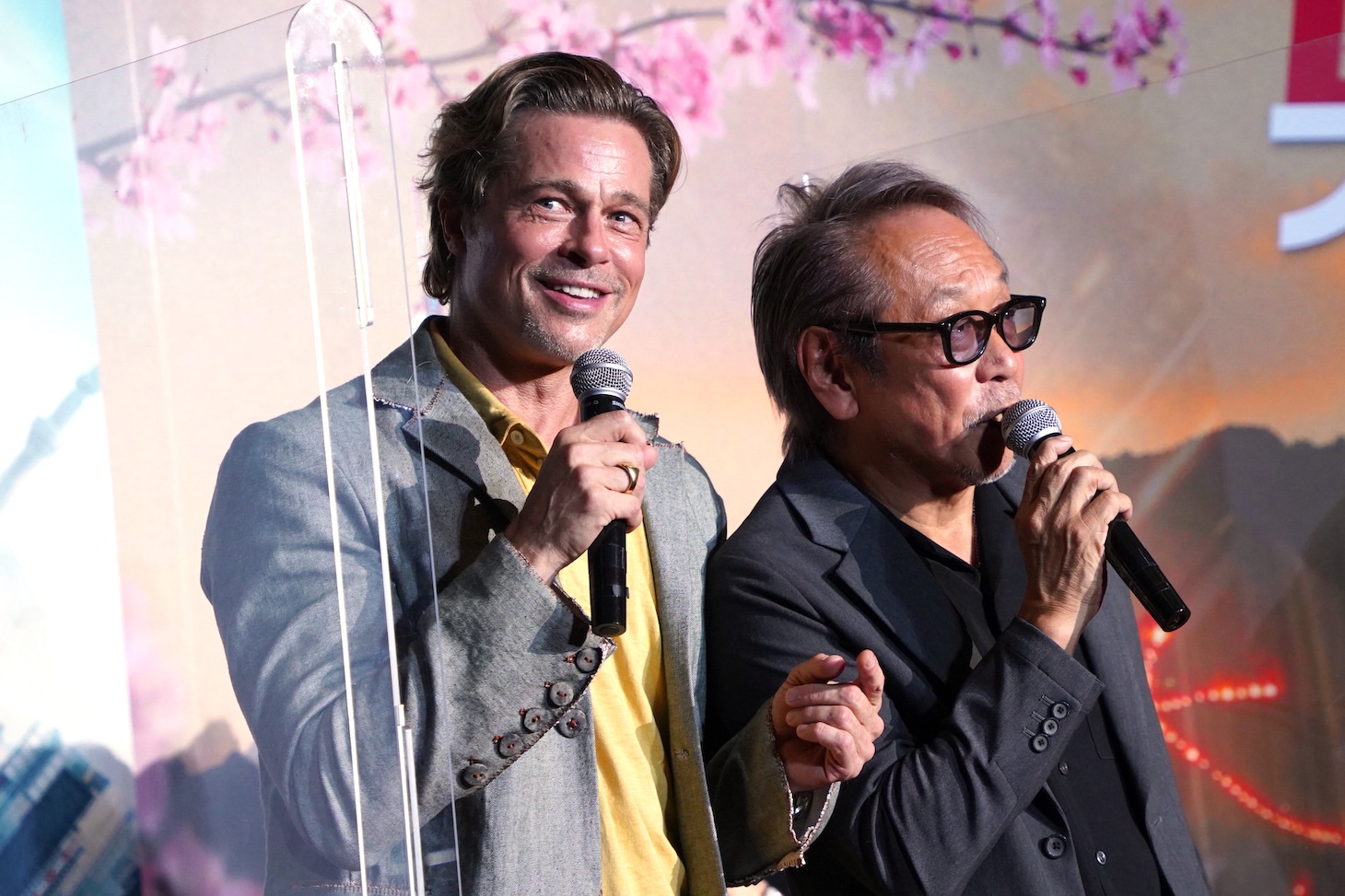 「ブレット・トレイン」ジャパンプレミアの様子。左からブラッド・ピット、堀内賢雄。