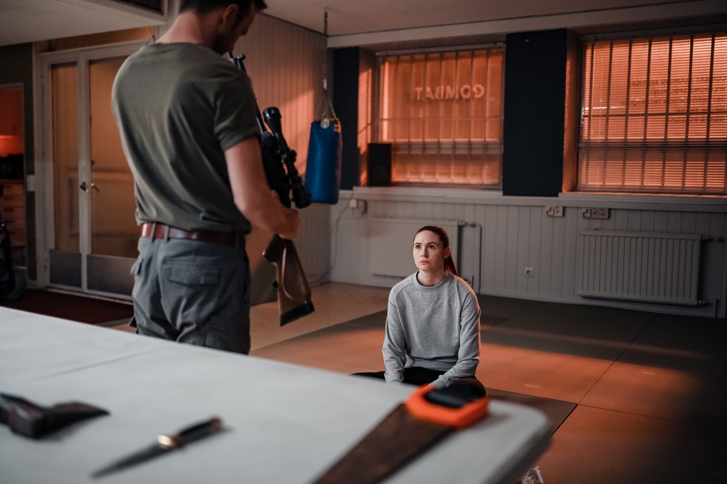 「デュアル」新場面写真