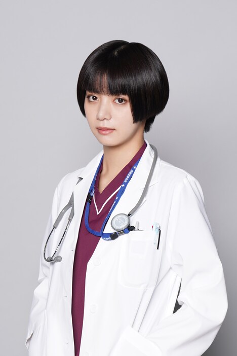 曽根田みどり役の池田エライザ。