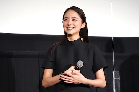 堀田真由
