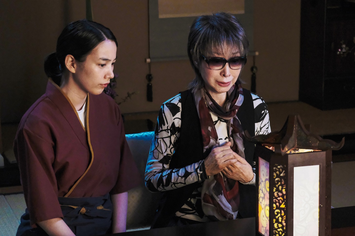 「天間荘の三姉妹」新場面写真